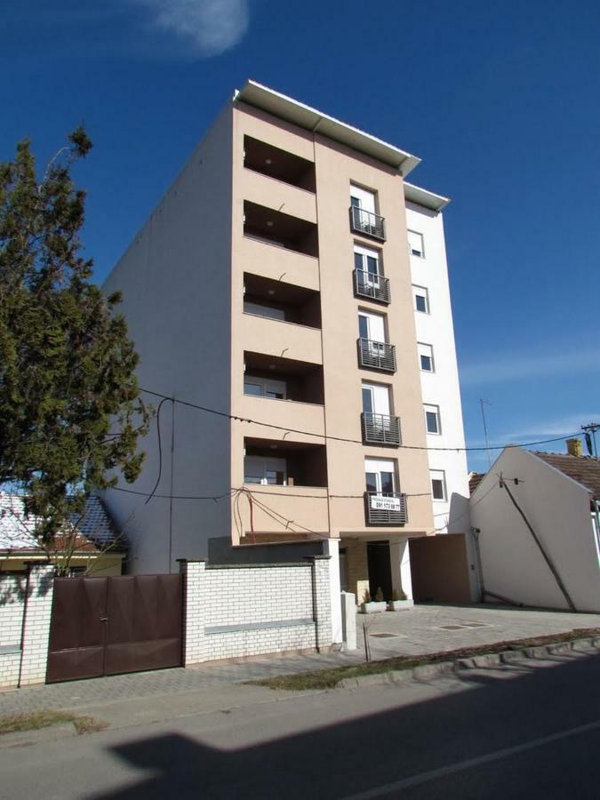 Apartman Pampas Osijek Luaran gambar